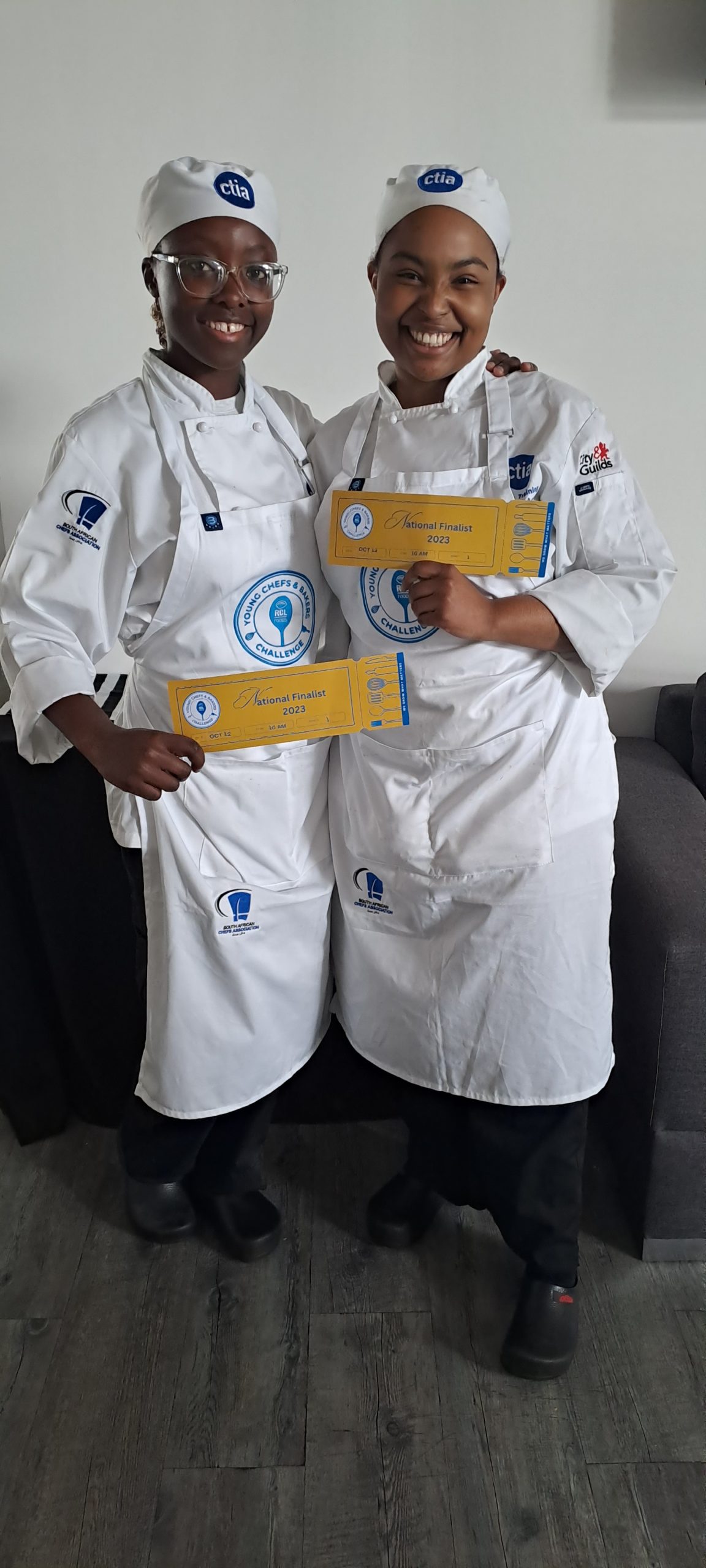 https://www.foodandhome.co.za/lifestyle/news-and-trends/rising-culinary-stars-announced-in-rcl-foods-young-chef-baker-challenge/attachment/gillian-zenda-and-tshepang-chauke-wc-finalists