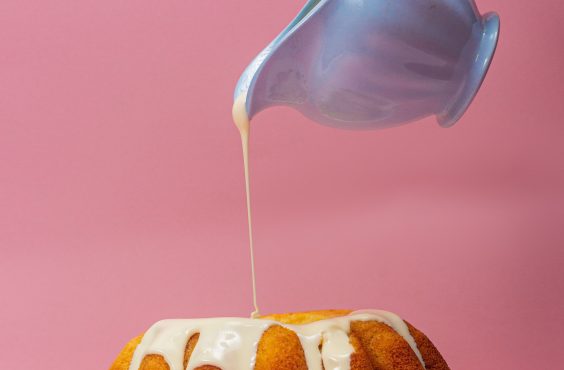 white chocolate bundt cake