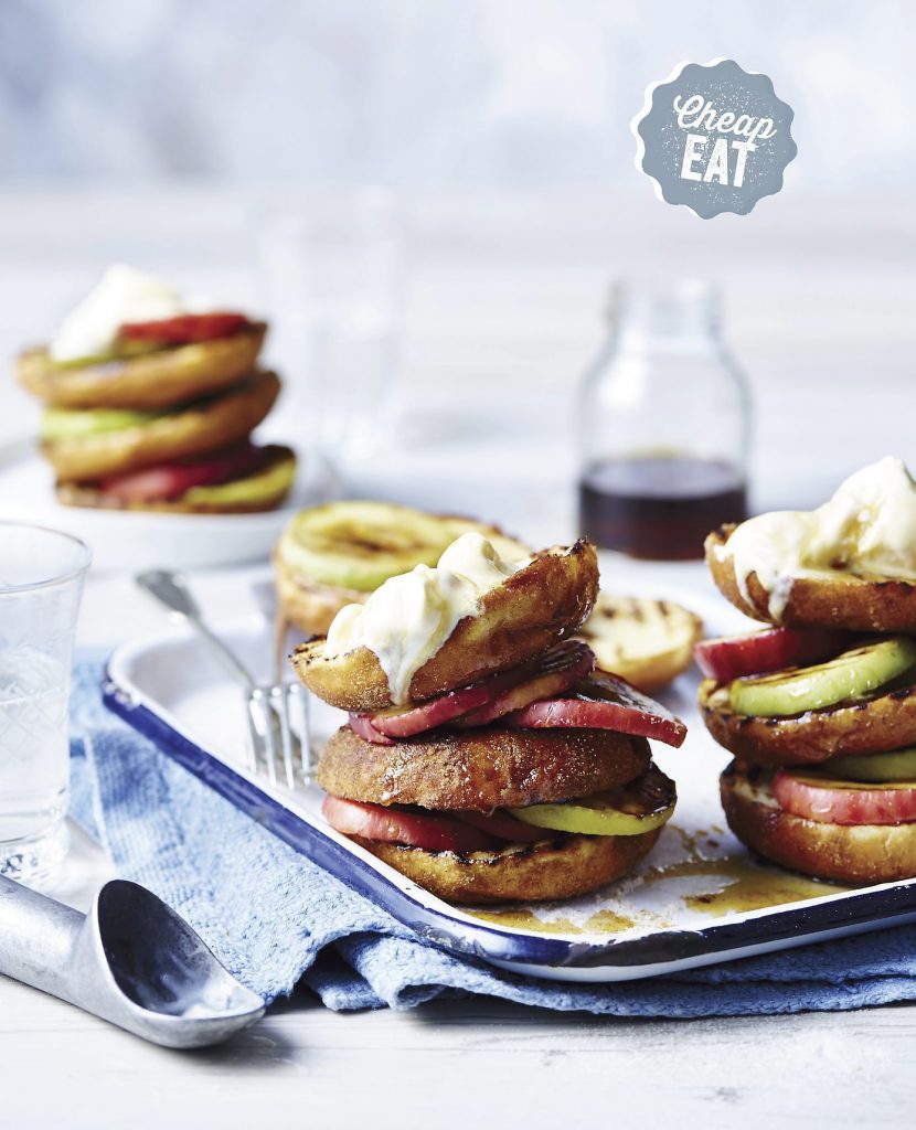 Apple pie doughnuts a la mode