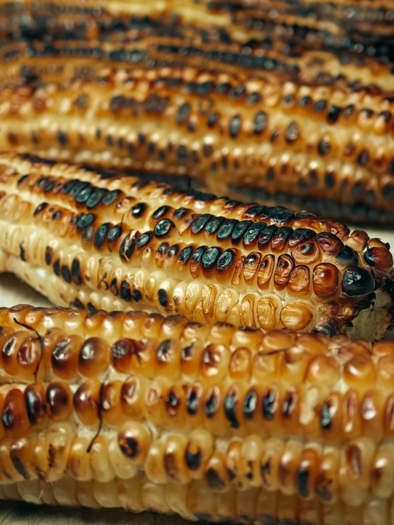 How to grill corn on the braai