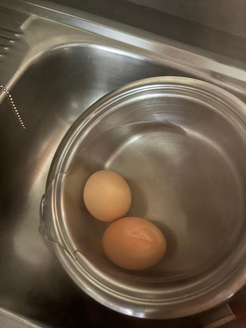 boil eggs